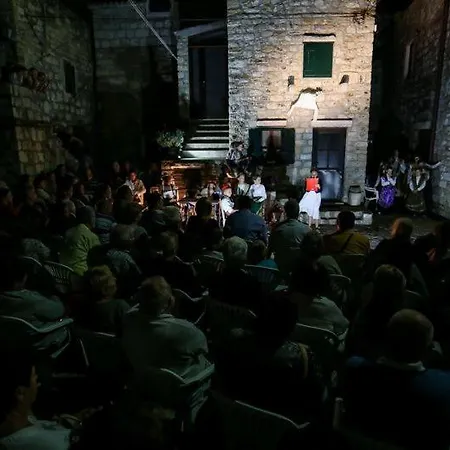 Stone House Castellum 别墅