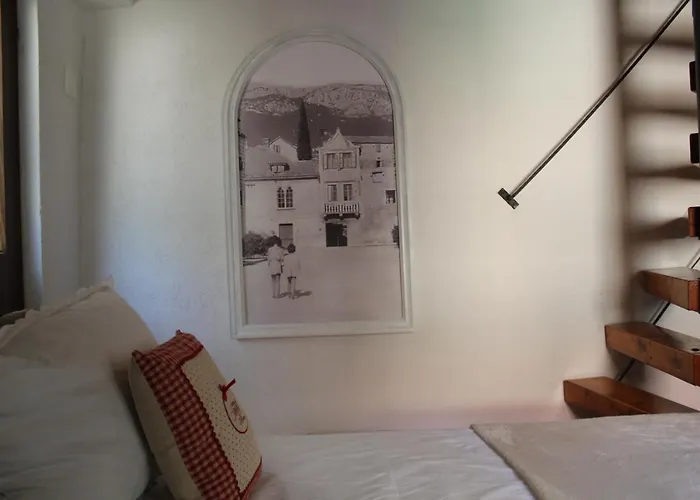 Stone House Castellum * Kastela
